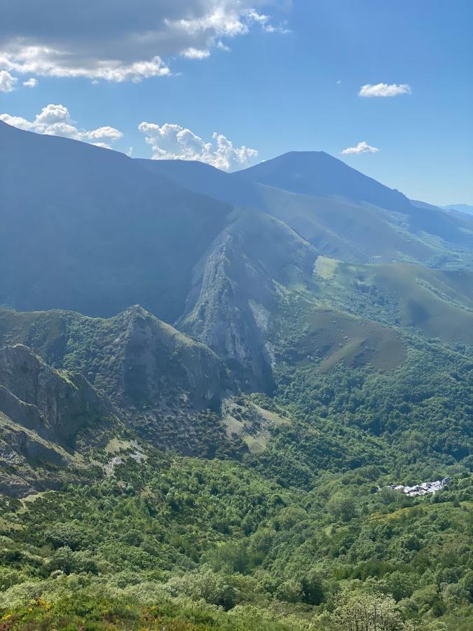 Hotel Valle Del Silencio San Esteban de Valdueza Εξωτερικό φωτογραφία